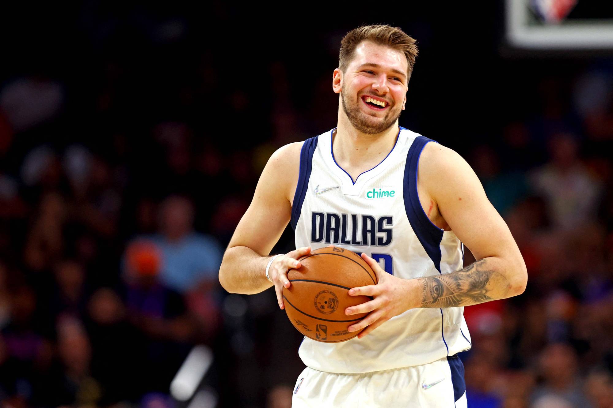 You are currently viewing ΚΥΝΗΓΑΕΙ ΙΣΤΟΡΙΚΟ ΡΕΚΟΡ Ο DONCIC!